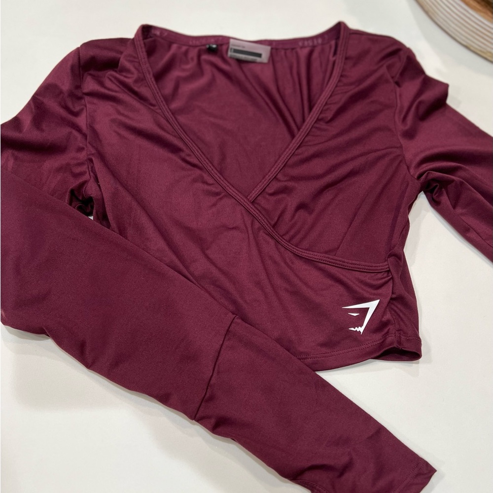 Gymshark long sleeve cropped workout shirt